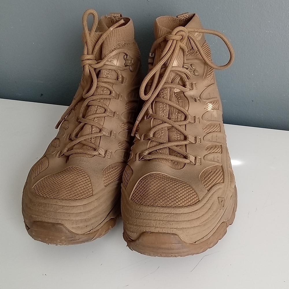Merrell Toughframe LT Waterproof Hiking Boots Tan Men Size 10 Tactical